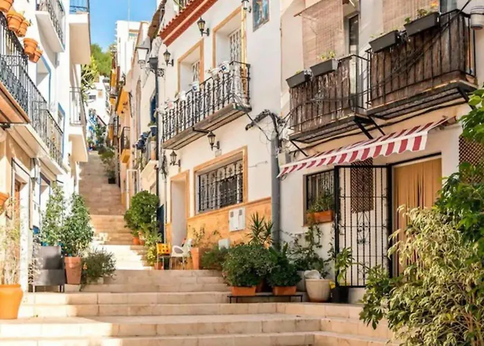 Lovelyloft Santa Cruz